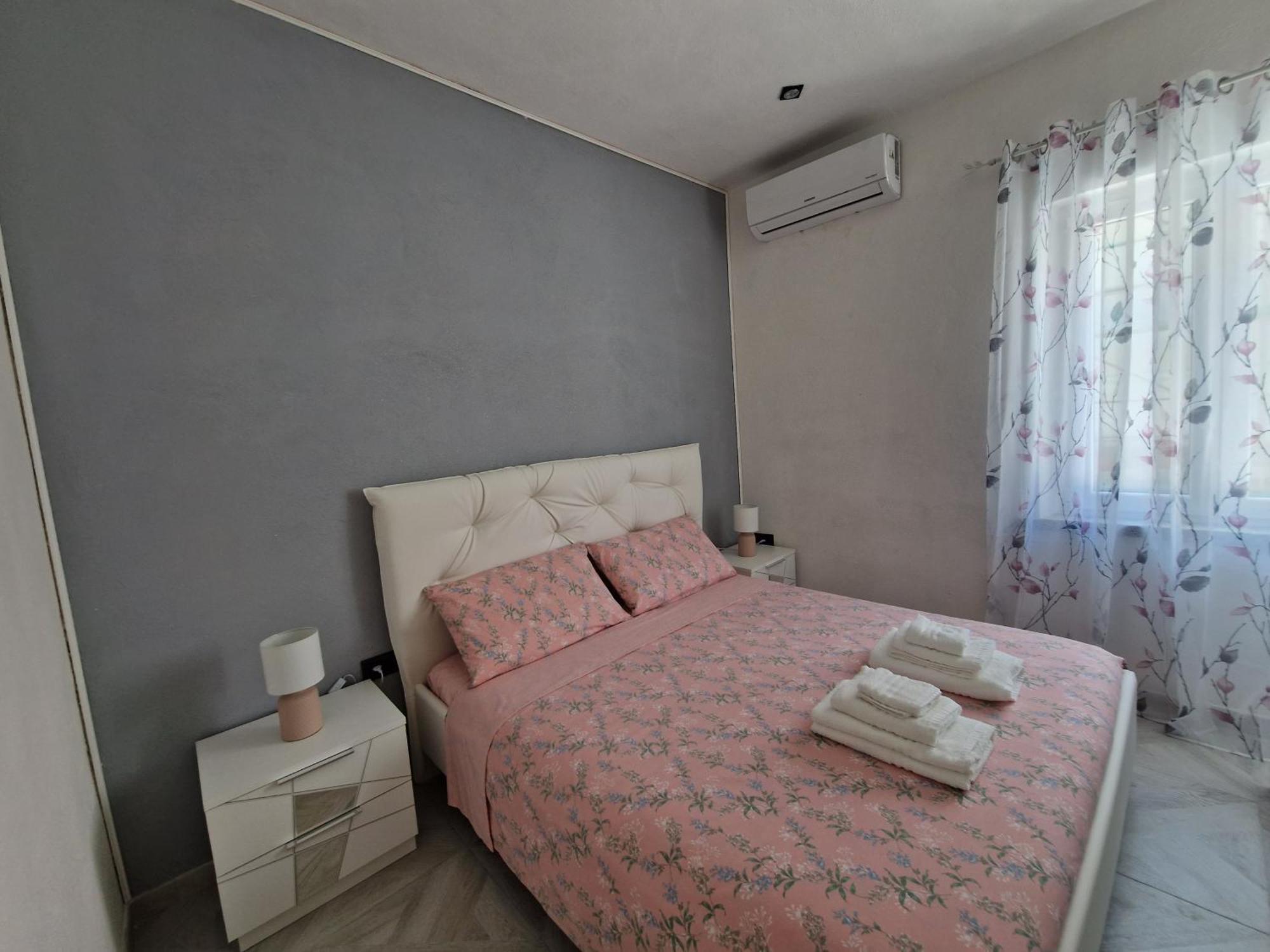 La Maddalena Holiday Home Bagian luar foto