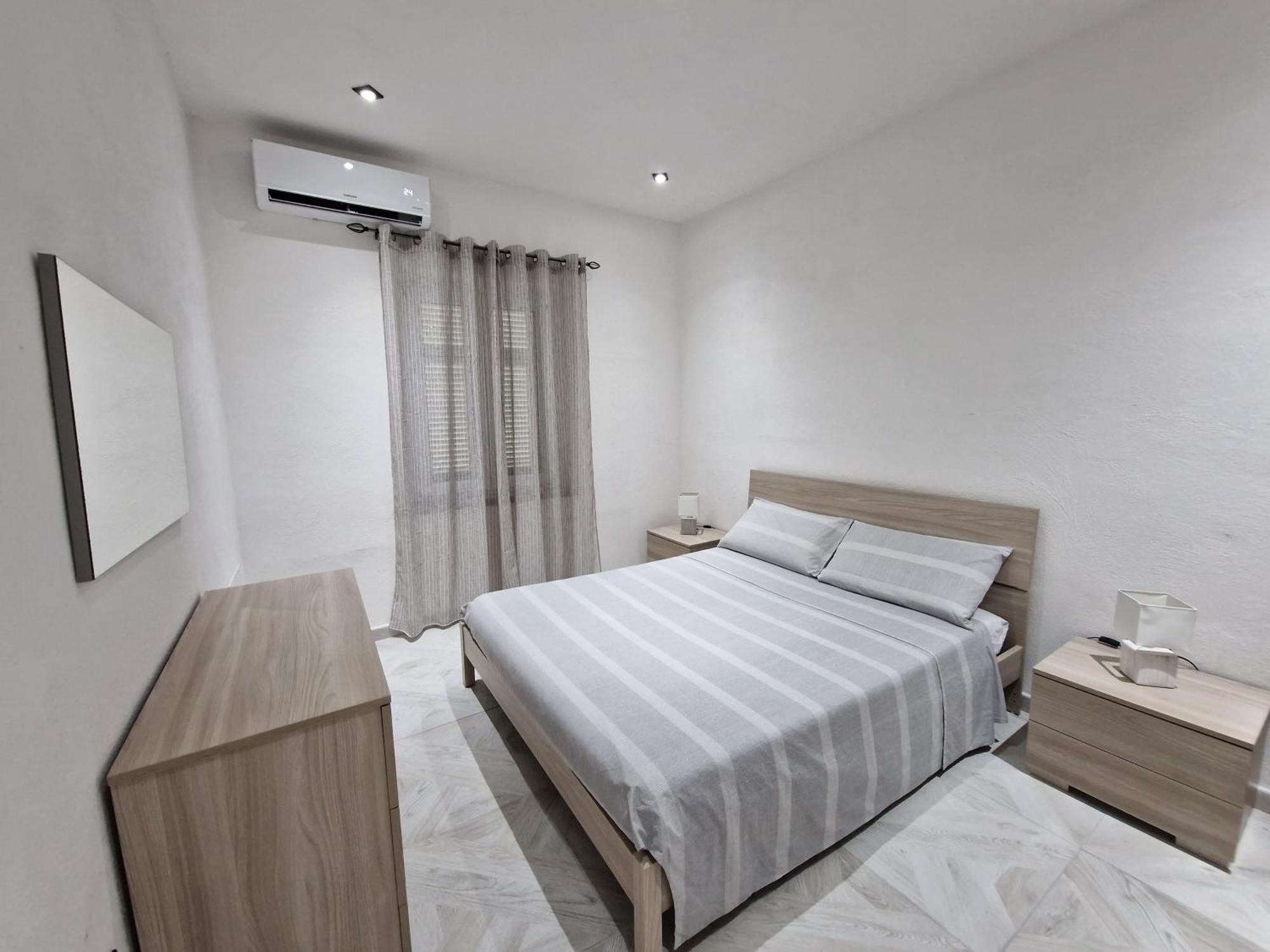 La Maddalena Holiday Home Bagian luar foto